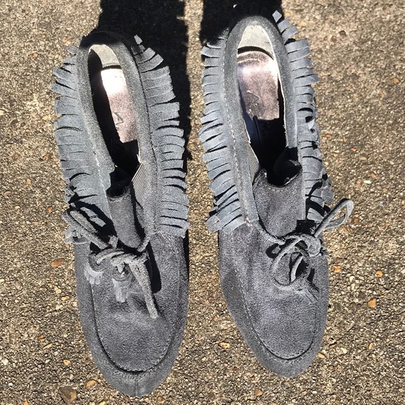 ANNE MICHELLE Gray Moccasin Heel Booties - Picture 3 of 8